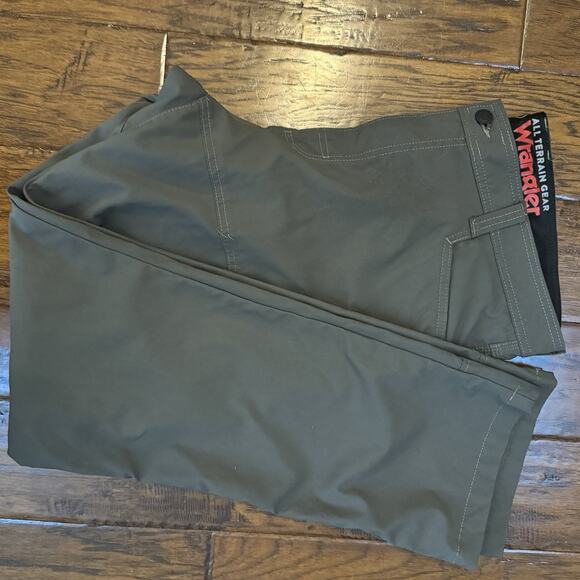 Wrangler ATG All Terrain Gear Cargo Pants 38x32 Gray Nylon Spandex - Picture 7 of 16